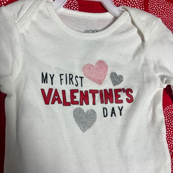 NWT Carter's Valentines Day One-Piece Long Sleeve Playsuits Infant Size 6 months - Picture 3 of 5